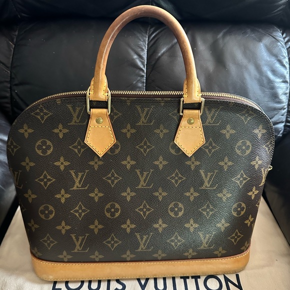 LV ALMA Pm monogram - Picture 1 of 9